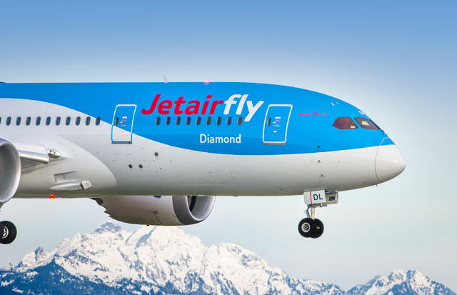 ジェットエアフライの787初号機＝13年11月 PHOTO: Gail Hanusa/Boeing