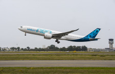 A330neo、初飛行　型式証明18年中ごろ取得へ