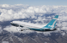 ボーイング、737 MAX 7飛行展示へ　ファンボロー航空ショー