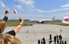 JAL、A350初号機受領し羽田へ　植木会長「6年前の決断正しかった」
