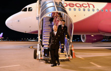 ピーチ“空飛ぶ副社長”角城機長、48年飛びラストフライト　北朝鮮拉致被害者の帰国便も担当