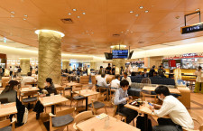 飲食テーブルに透明アクリル板も　特集・伊丹空港ターミナル半世紀ぶりリニューアル