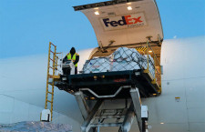 フェデックス、インドにコロナ救援物資　777Fで無償輸送