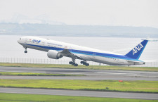 ANA、”翼のレストラン”777-300ERが翼振り離日　ホノルル経由で売却先へ