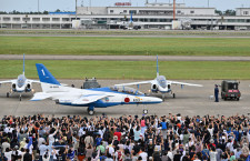 小松基地、3年ぶり航空祭開催　ブルーインパルスやF-15が飛行展示披露