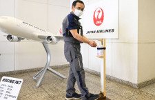 「メカニズムは壊れるもの」故障対策も万全！JAL整備士お手製の足踏み式消毒噴霧器