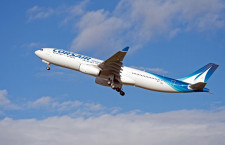 コルセール、A330-300初号機を受領