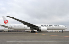 JAL、PGAツアー特別塗装機　8月から777-300ER