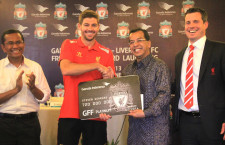 ガルーダ・インドネシア航空、リバプールFCのカード限定発行