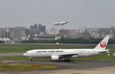 JALと大日本印刷、乗客に搭乗便情報　スマホ向けアプリで実証実験