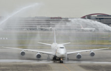 ルフトハンザ、747-8を日本初就航　羽田に到着