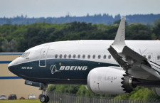 FAA、737 MAXの落雷対策指示　エンジン2基とも停止する可能性