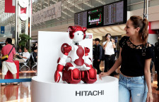 羽田空港、ロボットが案内・清掃　実証実験の参加社公募