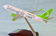 ソラシドエア、九州応援の模型飛行機　11月から機内販売