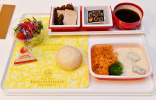 JAL、資生堂パーラー機内食に新メニュー　9月からハワイ路線