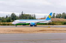 ウズベキスタン航空、787-8を追加発注