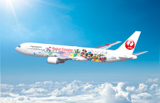 JAL、ディズニーキャラの特別塗装機　開園35周年、6月から国内線