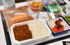 ANAとJAXA、機内で宇宙日本食カレー　大西飛行士「本物のラーメン食べたい」
