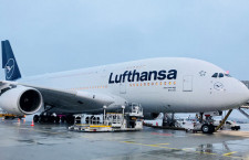 ルフトハンザ、A380新塗装初号機「Tokyo」