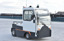 ANA、佐賀空港でトーイングトラクター自動走行試験　20年実用化向け3月に