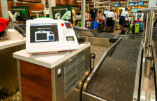JAL、ホノルル空港に自動手荷物預け機