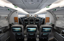 2階後方にゆったりプレエコ　写真特集・ANA A380 FLYING HONUの機内（3）