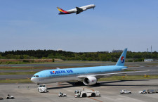 大韓航空、2年後にアシアナ吸収へ　LCCも1本化