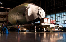 A380最終号機の機首がトゥールーズ到着　2021年生産完了、エミレーツ向け
