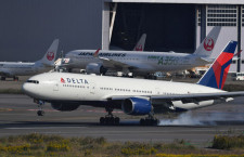 デルタ航空の777、アトランタから羽田到着　10月で退役