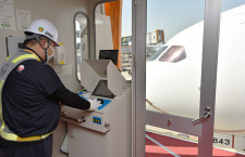 成田空港、自動装着の搭乗橋スタート　GPSで位置認識、グラハン技術を均一化