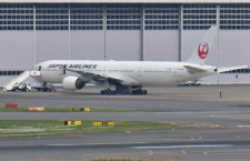 JAL国内線777-300が2機抹消　国交省航空機登録22年8月分