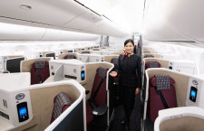 足もと立体交差のビジネスクラス　写真特集・JAL 11代目CA新制服と主要機材（4）787-9 E91編
