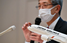 JAL赤坂社長「採用再開考えたい」23年度に客室乗務員やグラハン