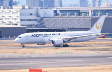 JAL”金の鶴丸”787が北京へ　21日夜に成田帰着