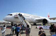 JAL、787就航10周年で羽田発着チャーター　ボストンちなんだ機内食も