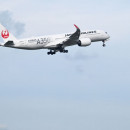 JALのA350、札幌行きJL521便が無線機故障　ライトガンで着陸許可