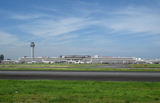 羽田空港、総旅客2.1倍超2545万人　国際線は4.3倍185万人＝22年度上期