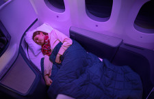 ニュージーランド航空、眠り重視の新ビジネスクラス　世界初、エコノミーに3段ベッド