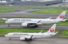 JAL、国内線2回搭乗でUSJペアチケット　キャンペーンで需要喚起