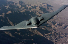 米空軍、B-2ステルス爆撃機受領から30周年
