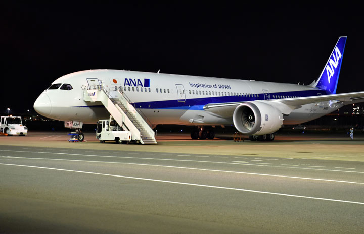 ANA、787-9国際線仕様は215席