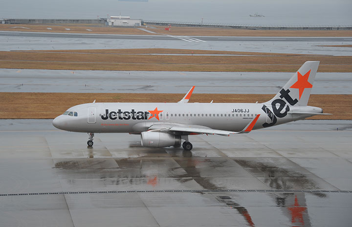 ジェットスター、中部発那覇行き初便93.9％ LCC同路線初