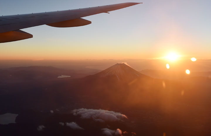 JAL、羽田から初日の出フライト 777スカイネクストで