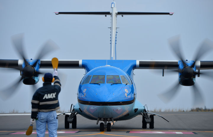 翼振って天草到着 写真特集・天草エア2代目みぞか号地元入り（前編）