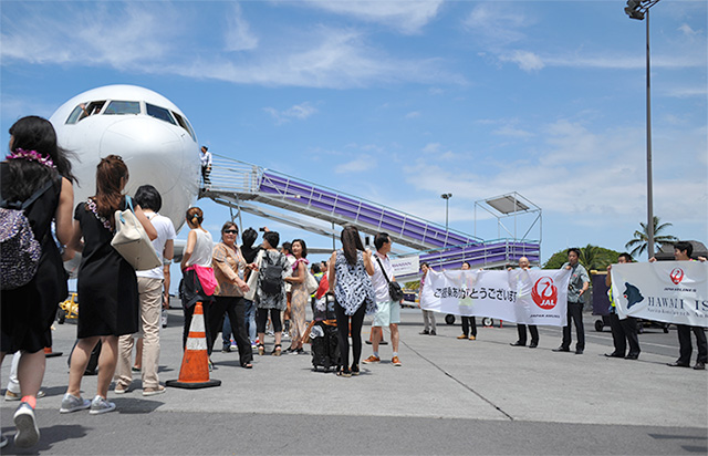 Jal ハワイ コナ7年ぶり再就航 大西会長 きょう夢叶った