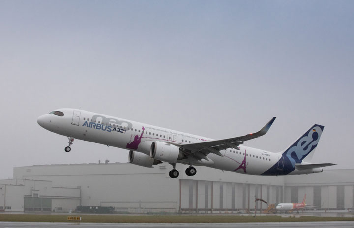 エアバス、A321LR初飛行成功 年内就航目指す
