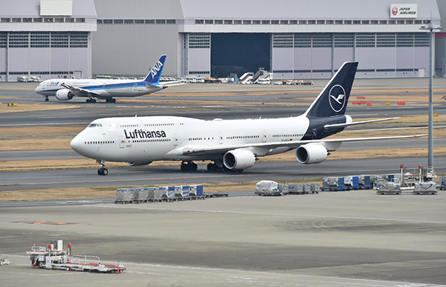 ルフトハンザ新塗装747 8 羽田初飛来