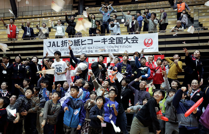 180318_ko0026_jal_origami-720.jpg