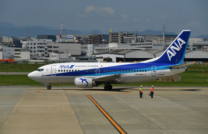 ANA、737-500「スーパードルフィン」退役イベント 福岡で9月に感謝祭