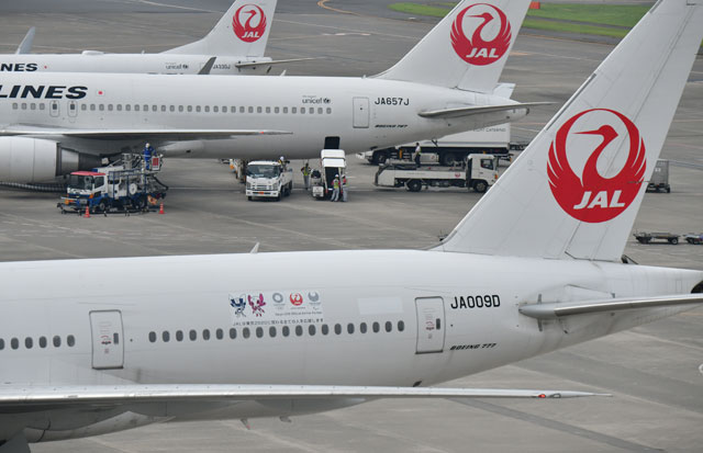 JAL、東京五輪マスコットのデカール機就航